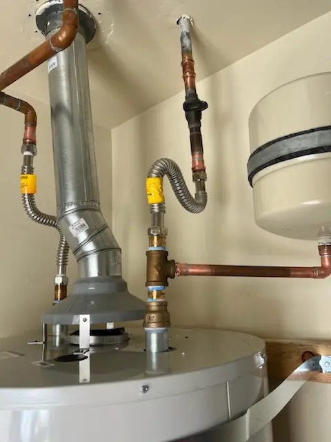 Water heater installation and plumbing repair in Sugar Loaf Chase